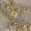 Cadena de eslabones con charms de luna, estrella y rayo enchapado en oro de 18K