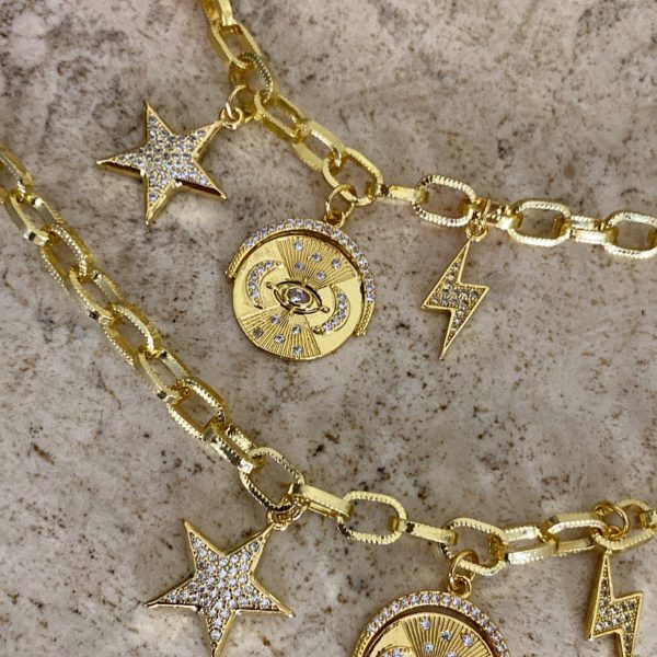 Cadena de eslabones con charms de luna, estrella y rayo enchapado en oro de 18K