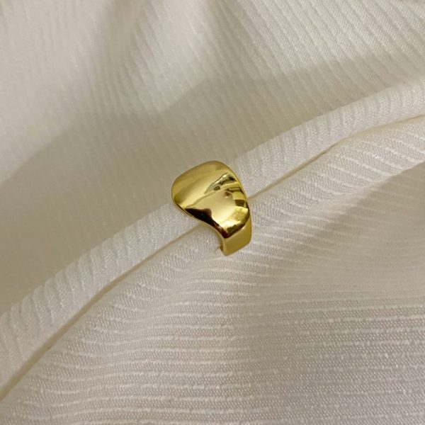 Cala Ear Cuff