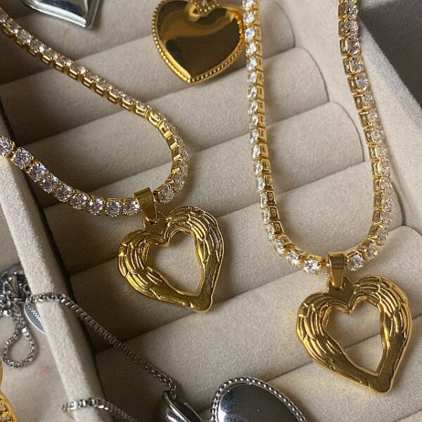 Love Me Necklace