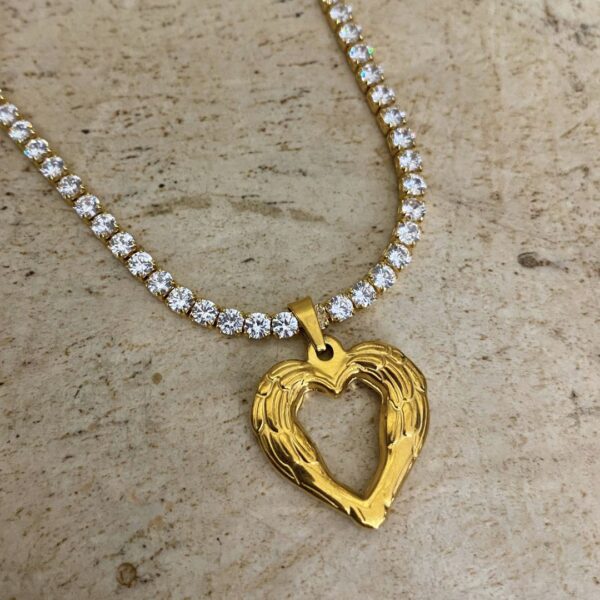 Love Me Necklace