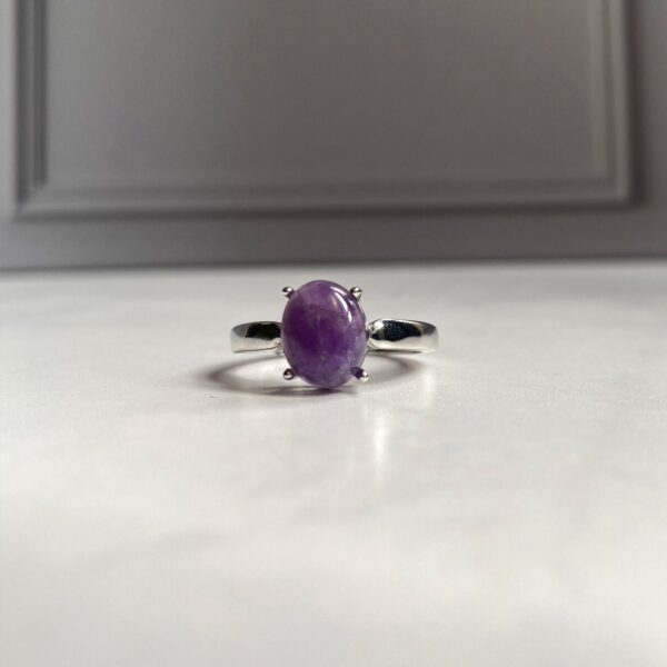 Amatista Silver Ring